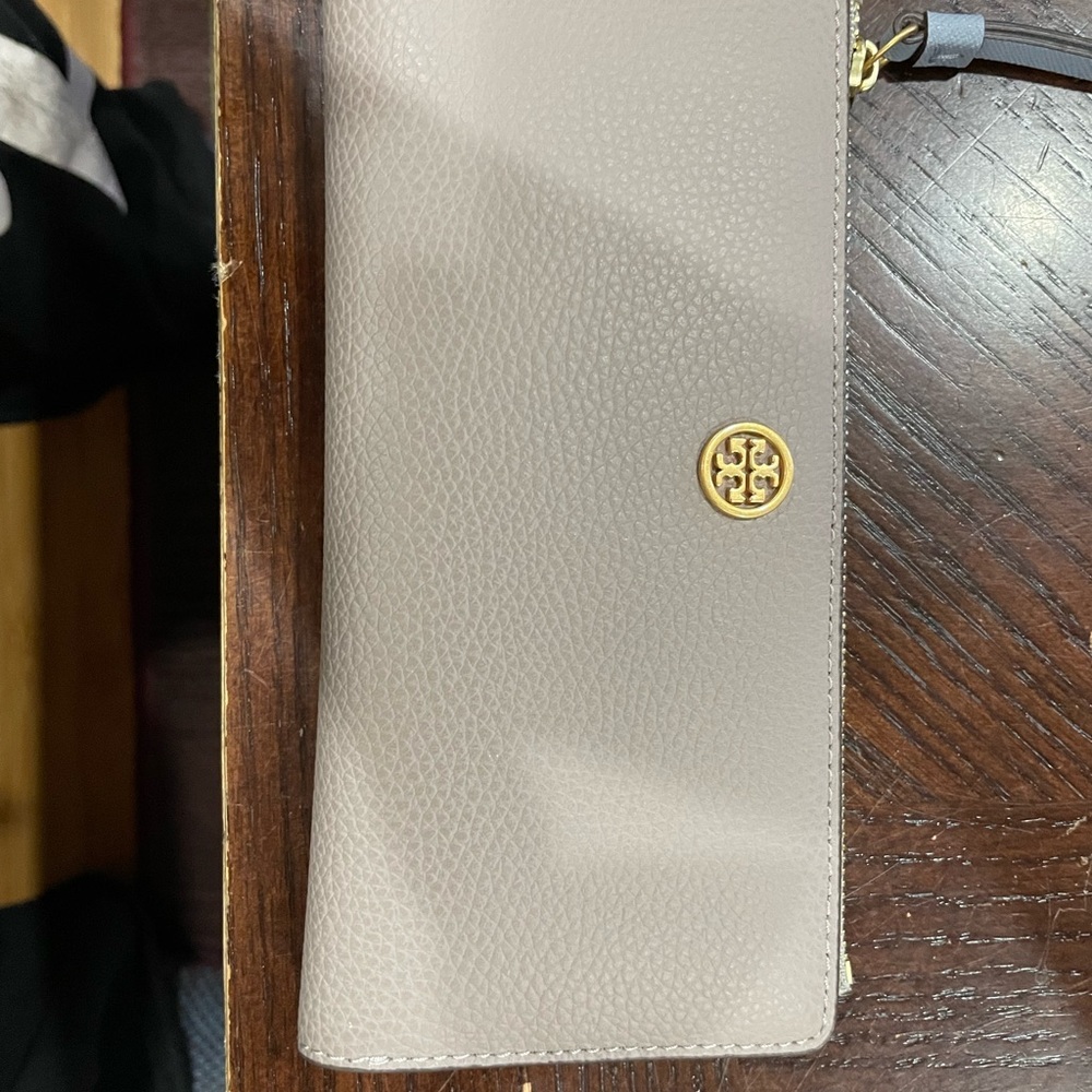 Tory Burch slim wallet
